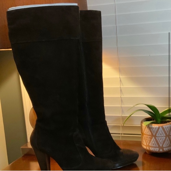 Brown Kristin Davis Boots - Picture 4 of 8